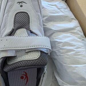 Stylish Gray Athletic Shoes 9.5